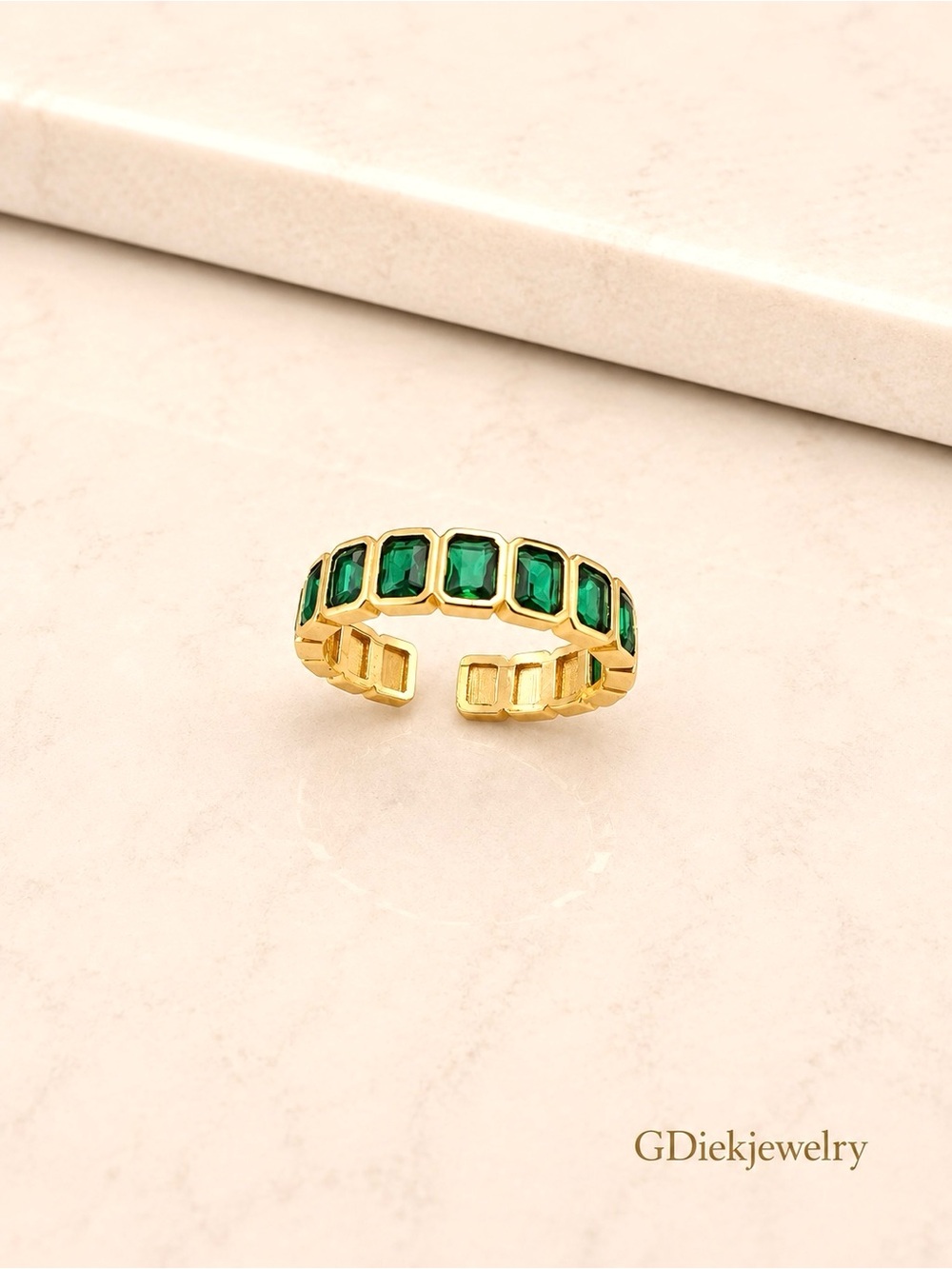 Goldfilled adjustable Ring with Emerald Green Stones
